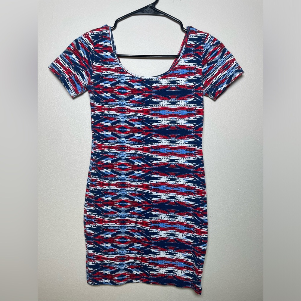 FOREVER 21 Bodycon Mini Dress size SMALL